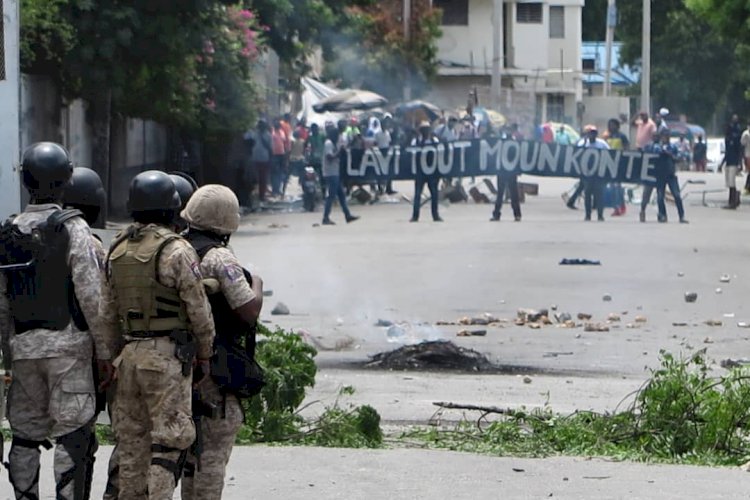 Haïti-manifestation : un véhicule incendié, fin du mouvement des étudiants